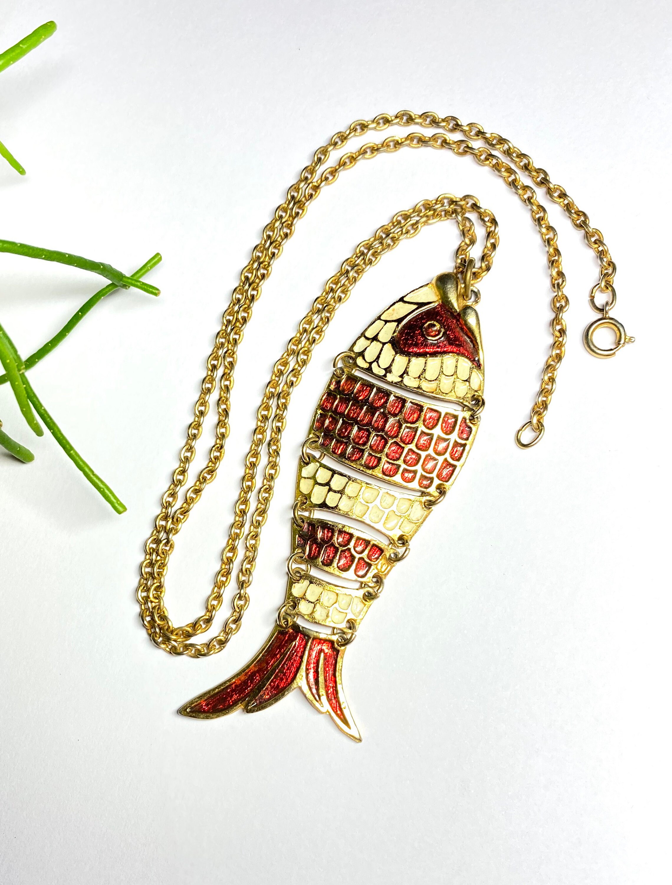 1980s - Vintage necklace fish articulate in golden brass enamelled red and white France designer Pittsbroc gift jewelry
