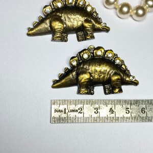 1980s vintage stégosaure Dinosaure broche stegausorus couleur bronze et strass cadeau bijoux Pittsbroc image 3