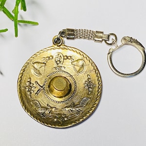 Sombrero pendant Key ring with horses, flowers and birds vintage alpaca vintage unique retro gift Pittsbroc