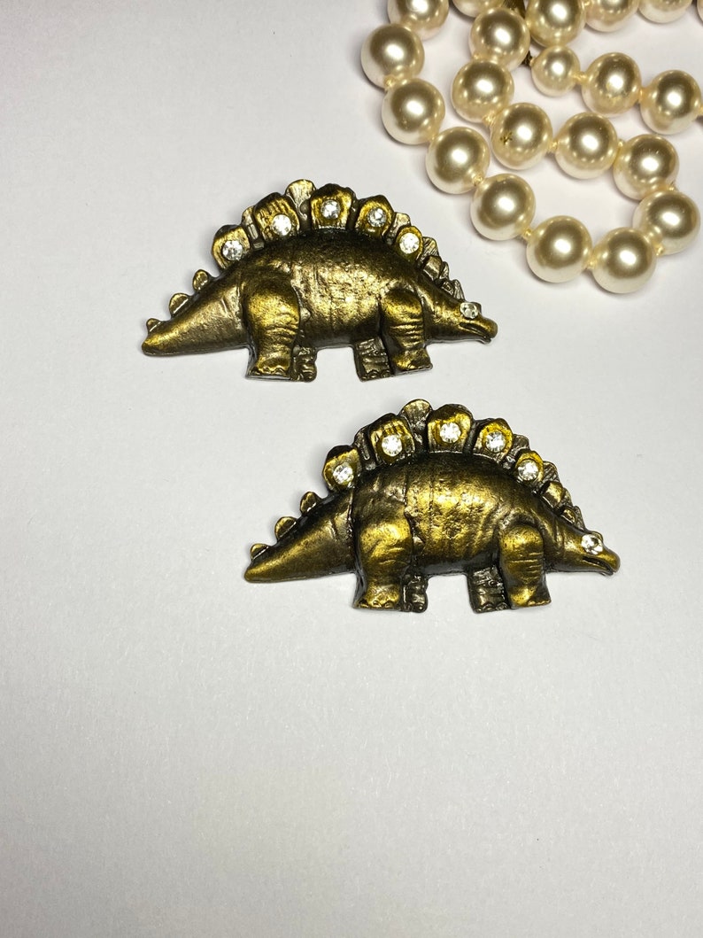 1980s vintage stégosaure Dinosaure broche stegausorus couleur bronze et strass cadeau bijoux Pittsbroc image 4