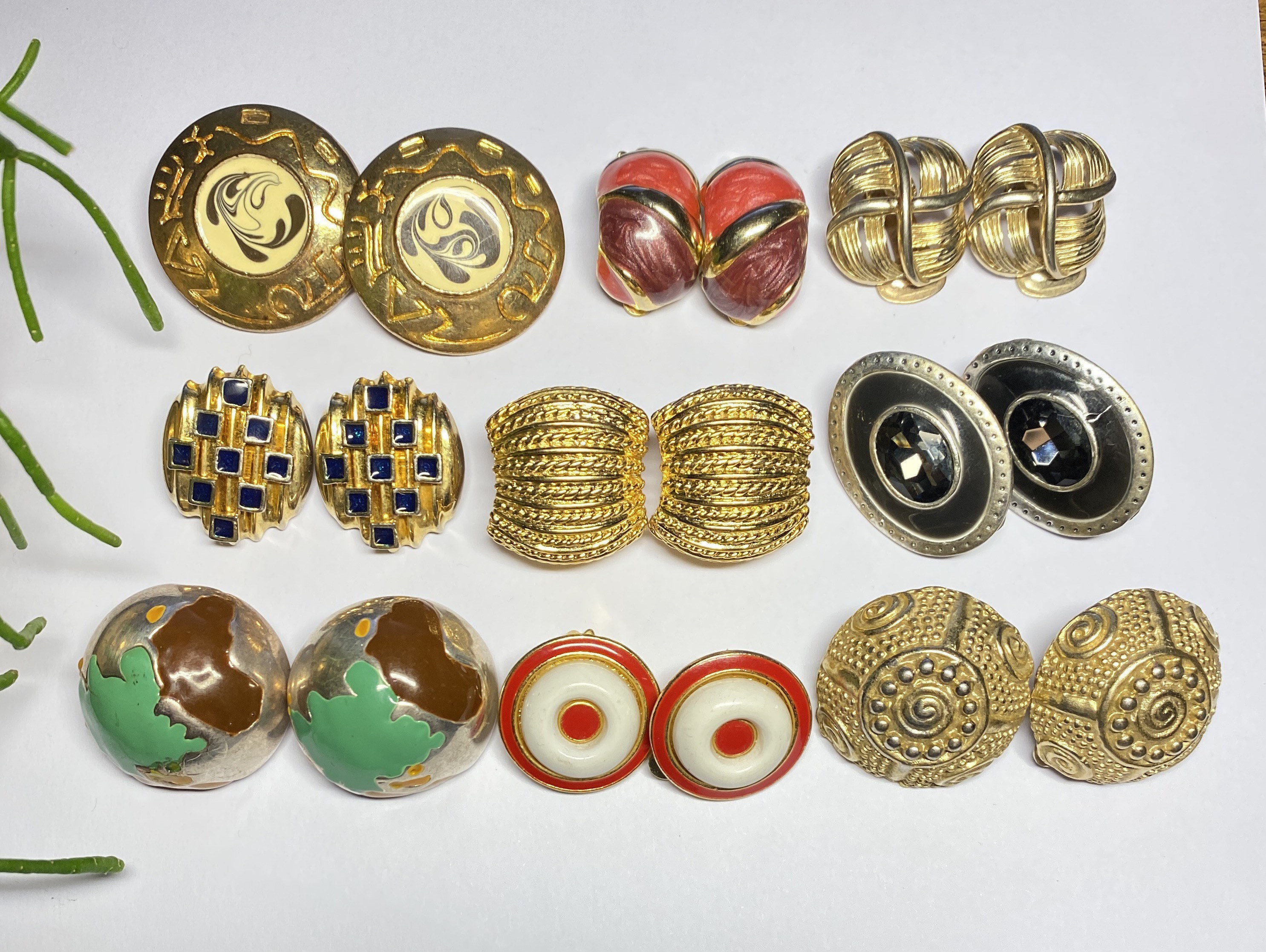 Vintage jewelry lot Earrings clips gold silver 1980s Pittsbroc