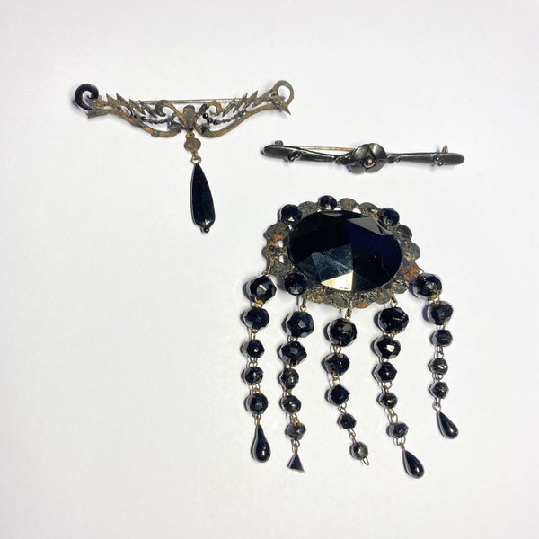 1900s Lot bijoux broche en jais XIXEME noir épingles ancienne réutilisation acier noircie Pittsbroc upcycle 1880s collection