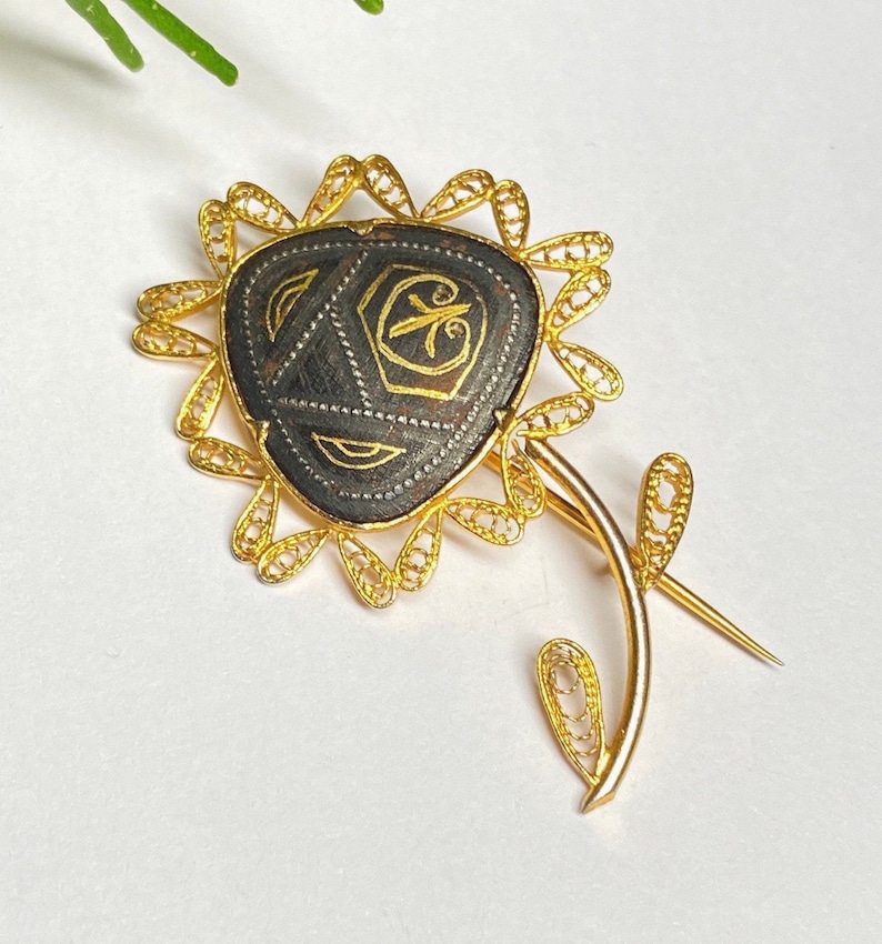 Vintage brooch damascene watermark flowers Toledo Spain retro gift jewelry for it Pittsbroc