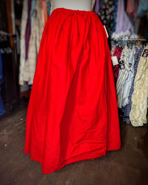 Bonny Skirt in Rose Red