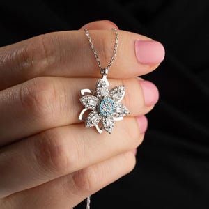 Spinning Star Necklace with Stones, Silver Sunflower Necklace with Turquoise Stones, Spinner Sunflower Pendant