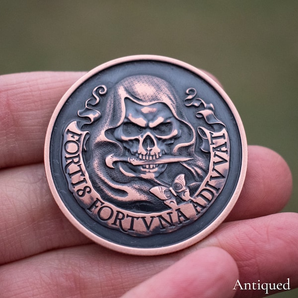 Fortis Fortuna Adiuvat Latin Challenge Coin | Worry Fiddle EDC | Everyday Carry Copper | Skull Stoic Men's Gift | Fortune Favors the Brave