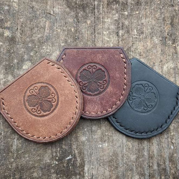 Handmade Leather Coin Slip | EDC Challenge Coin Copper Round | Italian Walnut To bacco Black Leatherwork | Everyday Carry | Silver Dollar