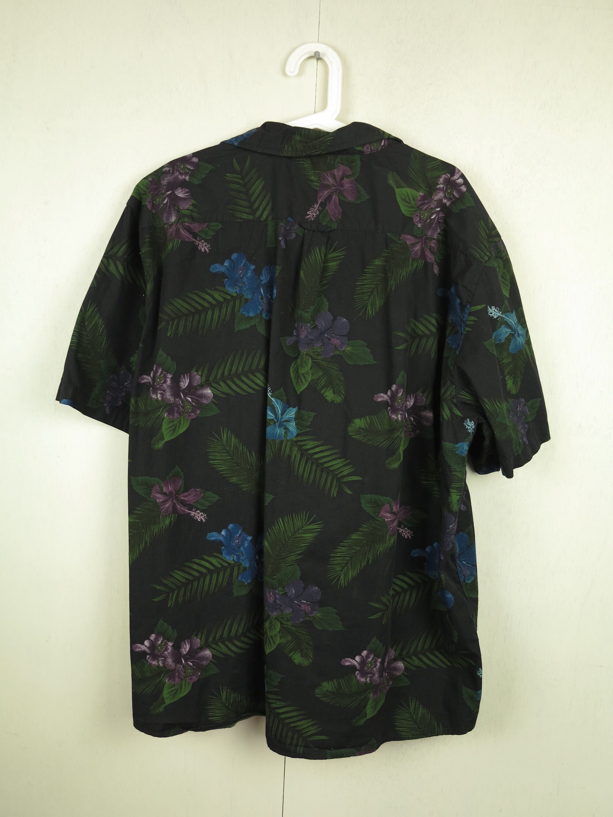 Hawaiian Shirt / Mens Tropical Print Shirt / Vintage Dark | Etsy