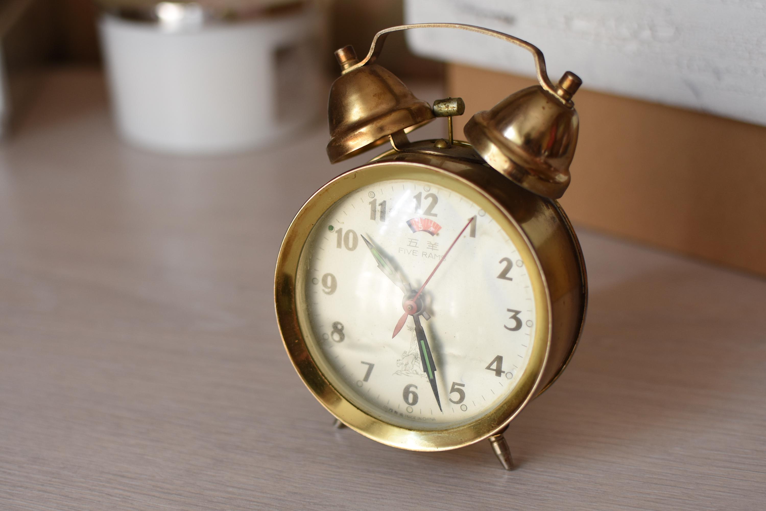 Working Alarm Clock=vintage Mechanical Alarm Clock/chinese Alarm