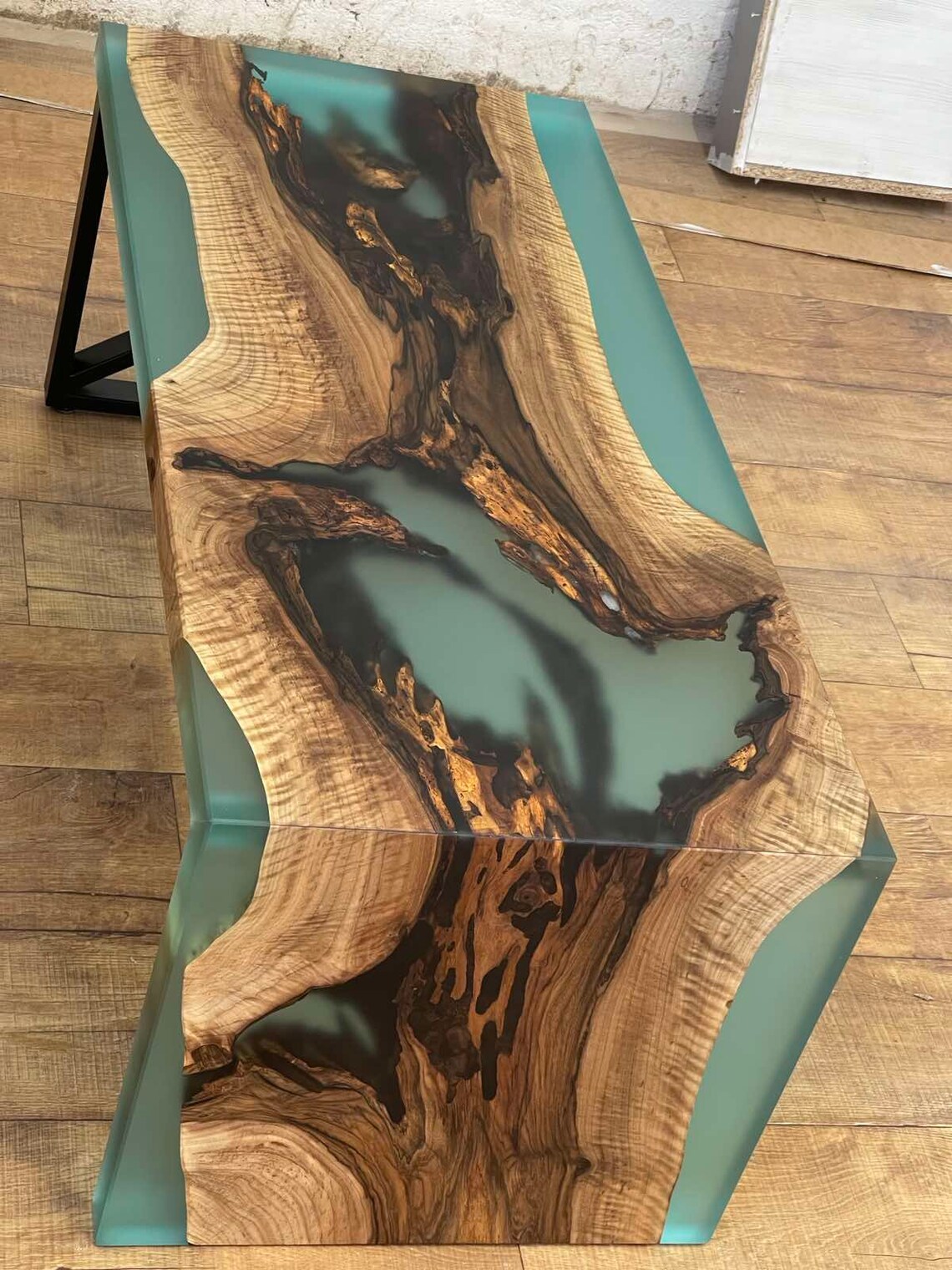 Waterfall River Table Made of Walnut Wood and Turquoise Epoxy Resin ...