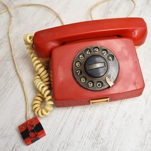 Vintage Rotary PHONE// Retro phone//analogue line phone//Classic phone from &#39;80//Vintage Desk phone//Home Decor