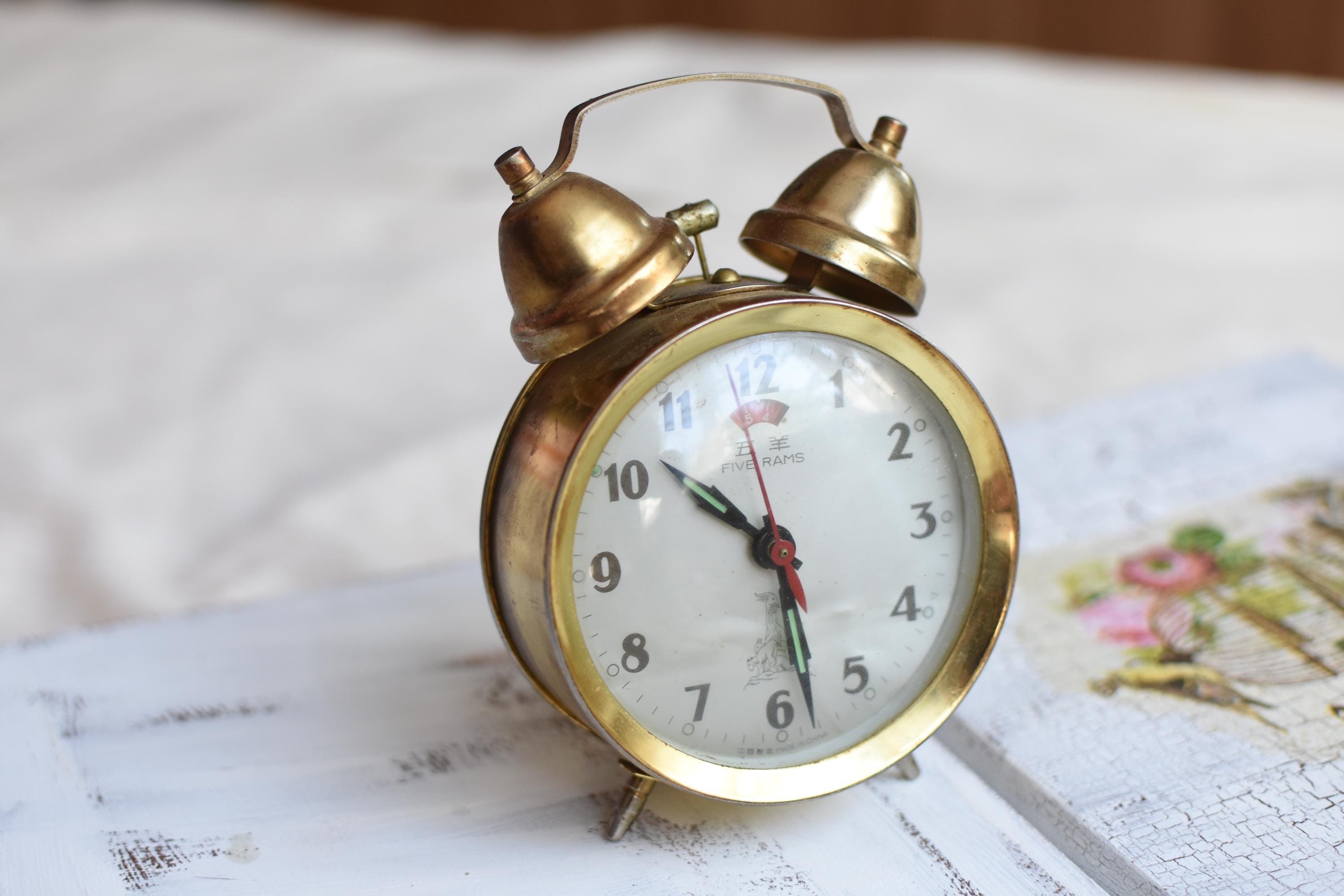 Working Alarm Clock=vintage Mechanical Alarm Clock/chinese Alarm