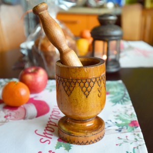 Vintage wooden mortar and pestle//Antique Wood Mortar Pestle/vintage pestle mortar/Primitive Hand Carved Bowl/old mortar//Rustic Home Decor