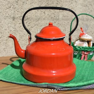 Vintage Red Enamel Teapot/Rustic Tea Kettle//Farmhouse Decor/Vintage Tea Pot/Enamelware Kettle/Water Kettle/Rustic Home/Enamel Tea Kettle