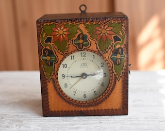 Vintage Wooden clock box//Old painted clock box//Handmade wooden clock box//Wooden decorative box//Antique clock box//Wooden clock case
