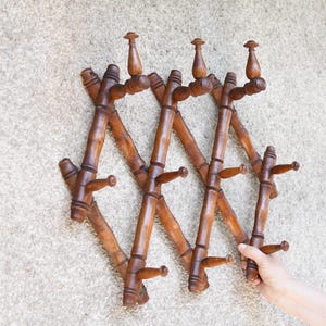 Accordion Coat Rack//Vintage French Wood Accordion hanger//Country Decor Farmhouse//Wooden wall Rack//Farm House Decor/Antique hanger Rack