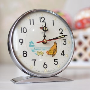 ヴィンテージ メカニカル アニメーション アラーム クロック//60 年代の中国製アラーム クロック//作業用デスク アラーム クロック//ヴィンテージ テーブル クロック//古いアラーム クロック//作業用時計