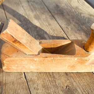 Cepillo antiguo vintage // Herramienta para trabajar la madera // Cepillo antiguo de mano // Herramienta antigua de carpintero // Herramienta antigua de carpintero de madera // Cepillo de mano