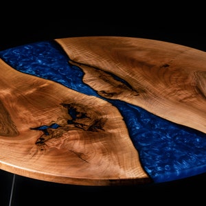 Round epoxy resin walnut/coffee river table blue live edge/resin table//Finished with Osmo wax oil//New resin table/Blue River Table