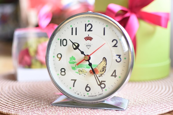 Vintage Mechan Animated Alarm Clock//chinese Alarm Clock 60s