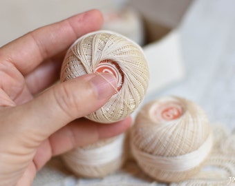 Hilo de ganchillo mercerizado color crudo vintage // Hilo de ganchillo 100% algodón // Hilo de algodón para Blythe, muñecas y ositos de peluche / Hilo superfino / Hilo de algodón