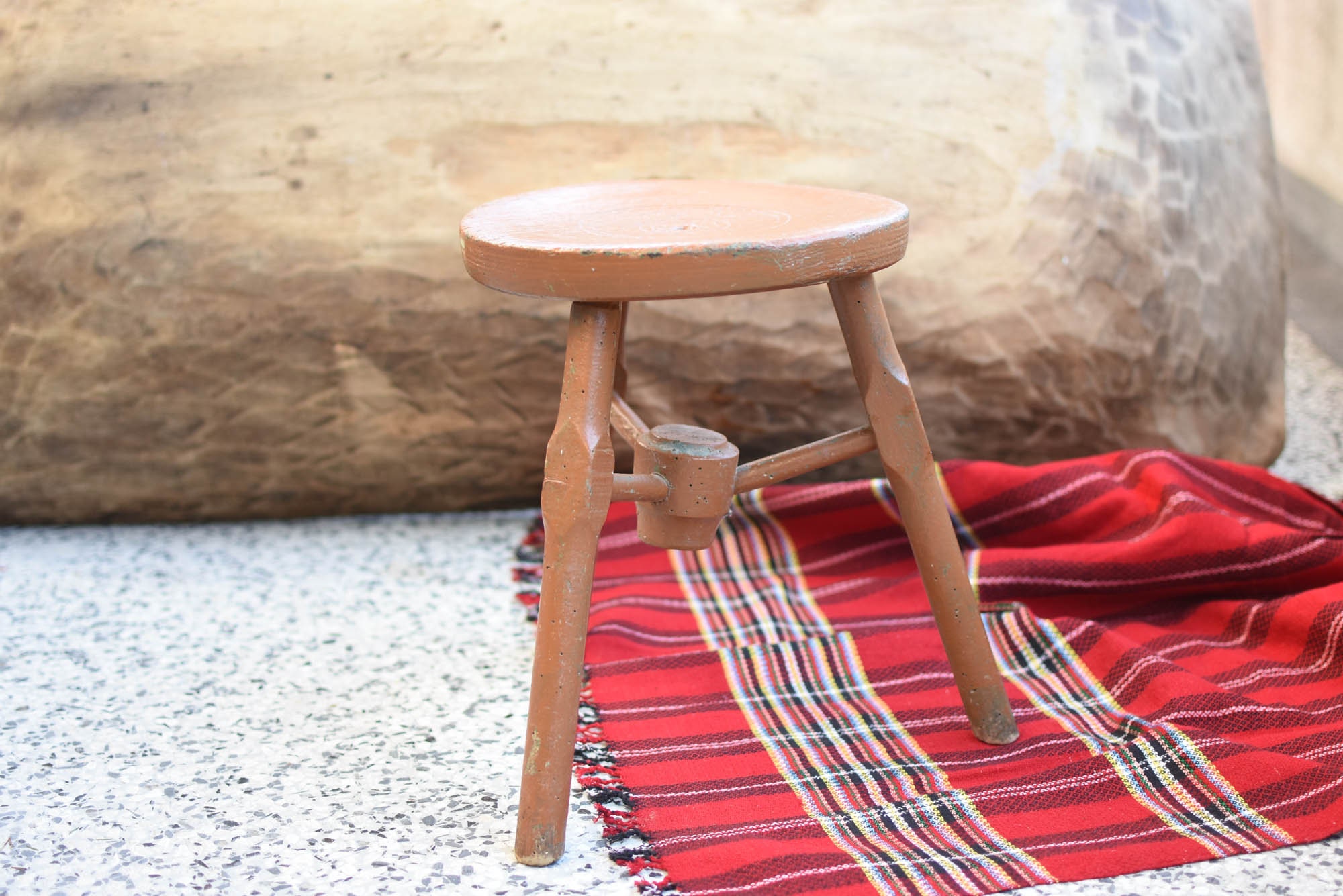 Three legged stool - Etsy 日本
