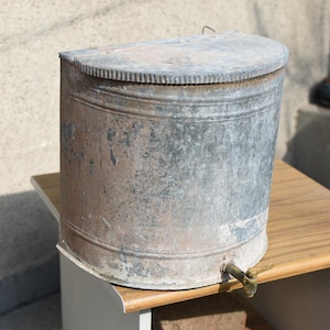 Vintage Large galvanized hanging sink//rustic wash sink//Rustic wall metal sink//old zinc sink//old rare galvanized tin sink//rustic garden