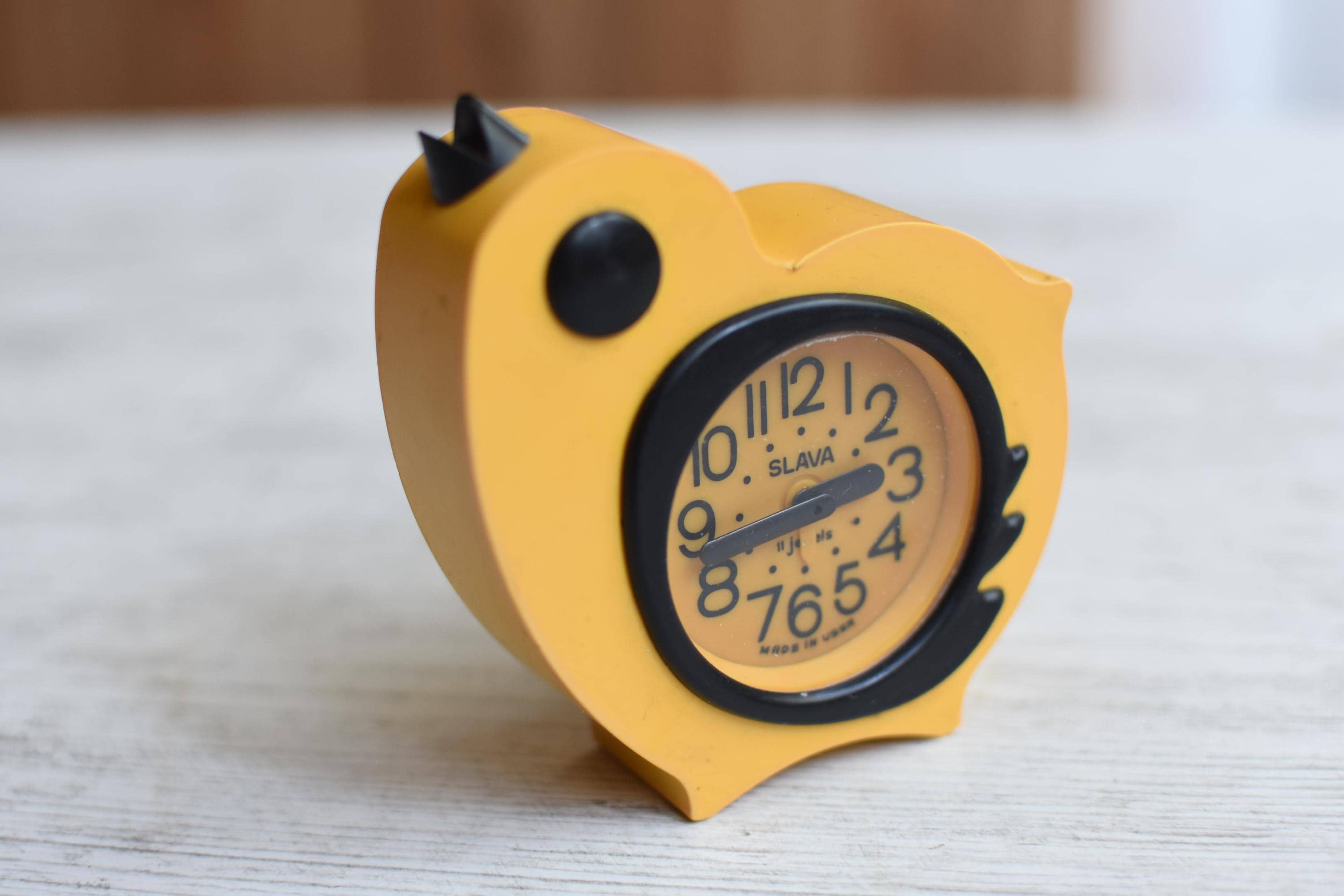 スラヴァ ソビエト SLAVA アラームクロック 手巻き 置き時計 目覚まし時計