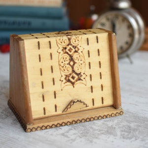 Scatola per sigarette in legno vintage // Scatola in legno fatta a mano // Scatola per sigarette // Vecchia scatola per sigarette degli anni '70 // Portasigarette unico dipinto a mano
