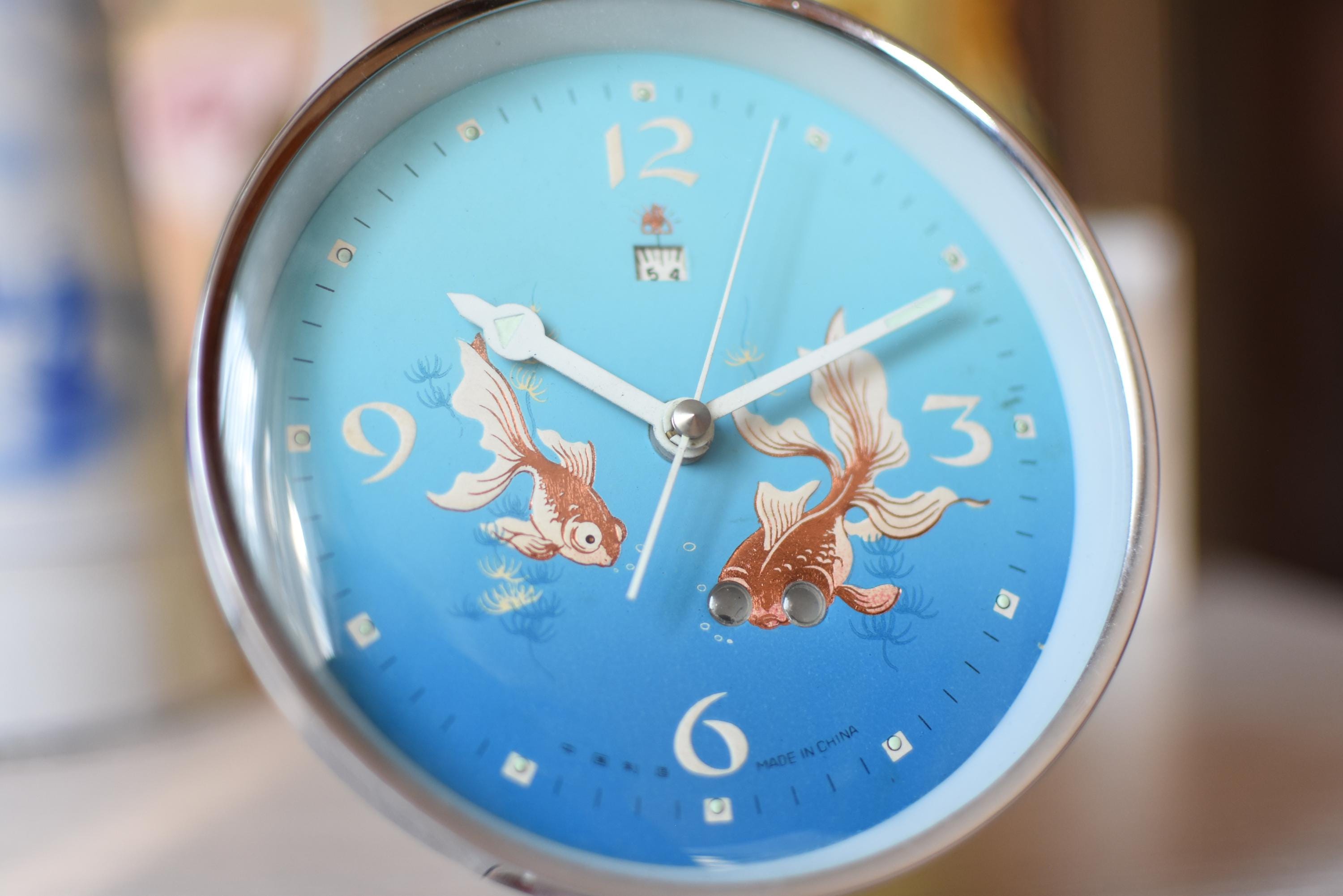 Vintage 1970s Chinese Mechanical Alarm Clock With Animated Fish