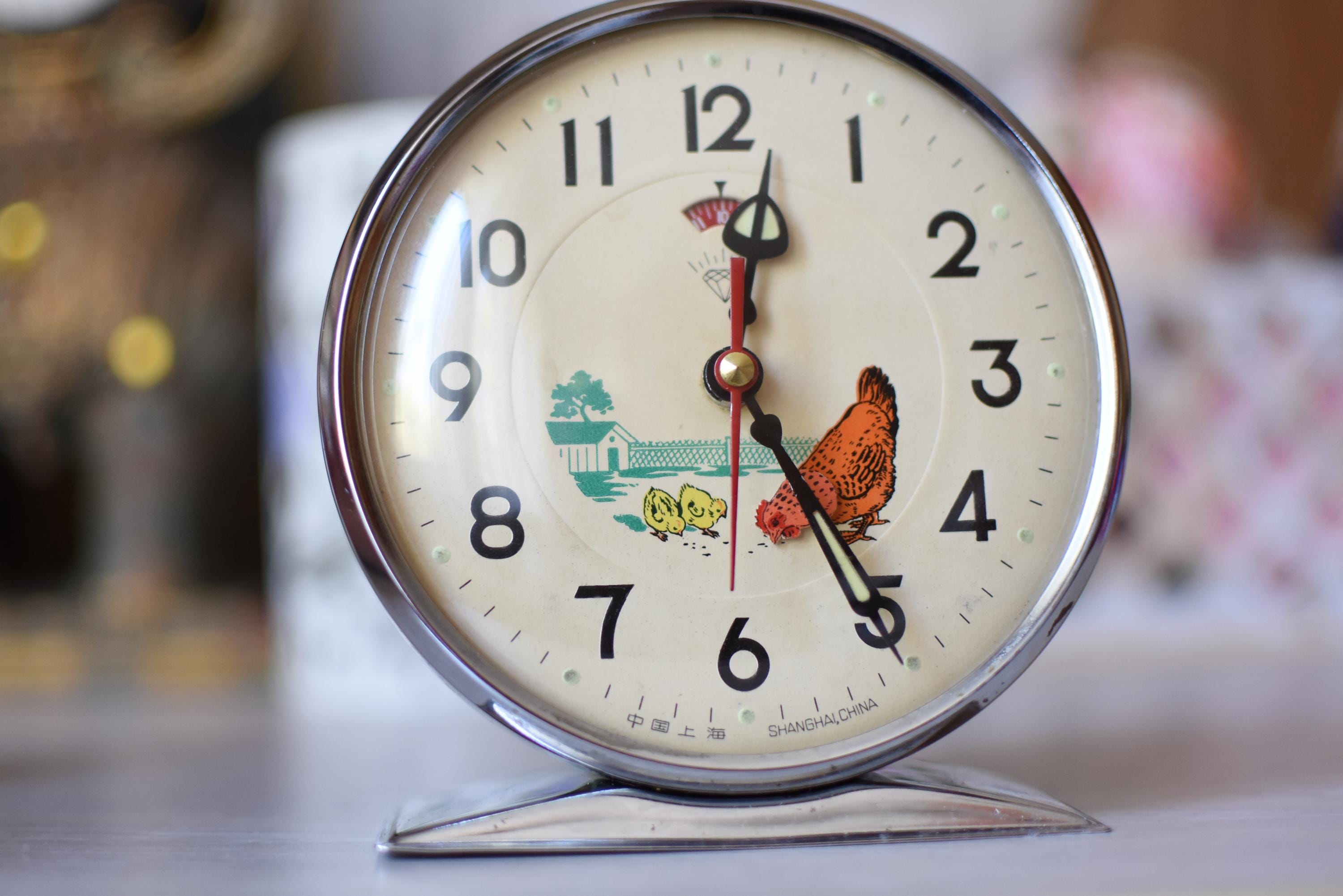 Vintage Mechan Animated Alarm Clock//chinese Alarm Clock 60s