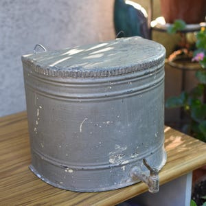 Vintage Large galvanized hanging sink//rustic wash sink//Rustic wall metal sink//old zinc sink//old rare galvanized tin sink//rustic garden