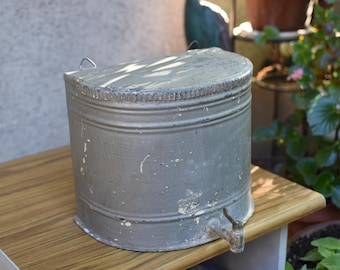 Vintage Large galvanized hanging sink//rustic wash sink//Rustic wall metal sink//old zinc sink//old rare galvanized tin sink//rustic garden