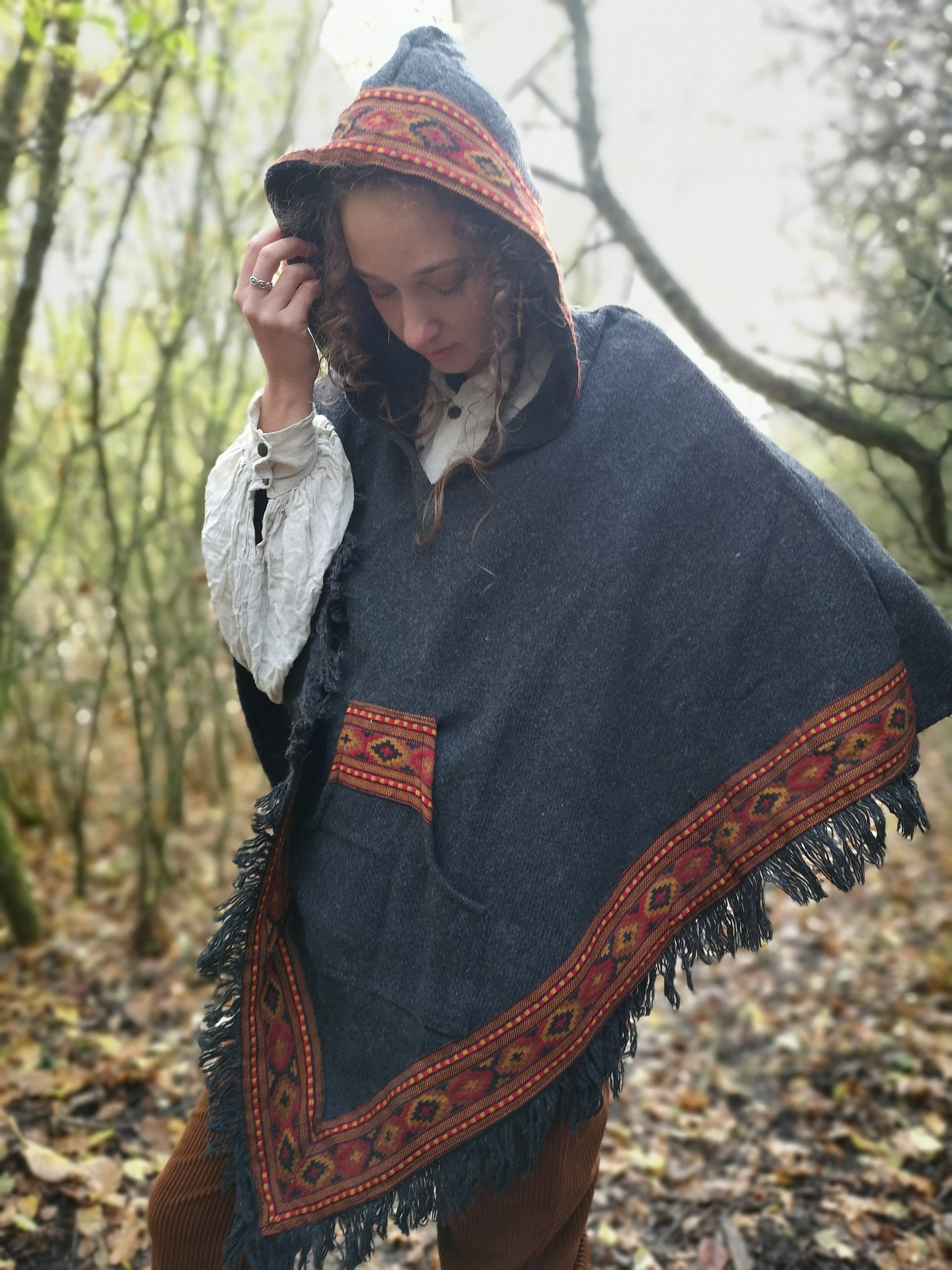 Shire Jedi PONCHO Dark Grey, Soft Warm Free-size Hooded Festival