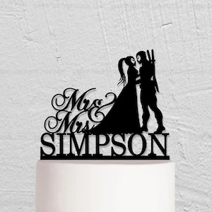 Super Hero Wedding Cake Topper, Custom Cake Topper, Super Hero Couple Cake Topper, Mr And Mrs Cake Topper, Groom And Bride Cake Topper w205