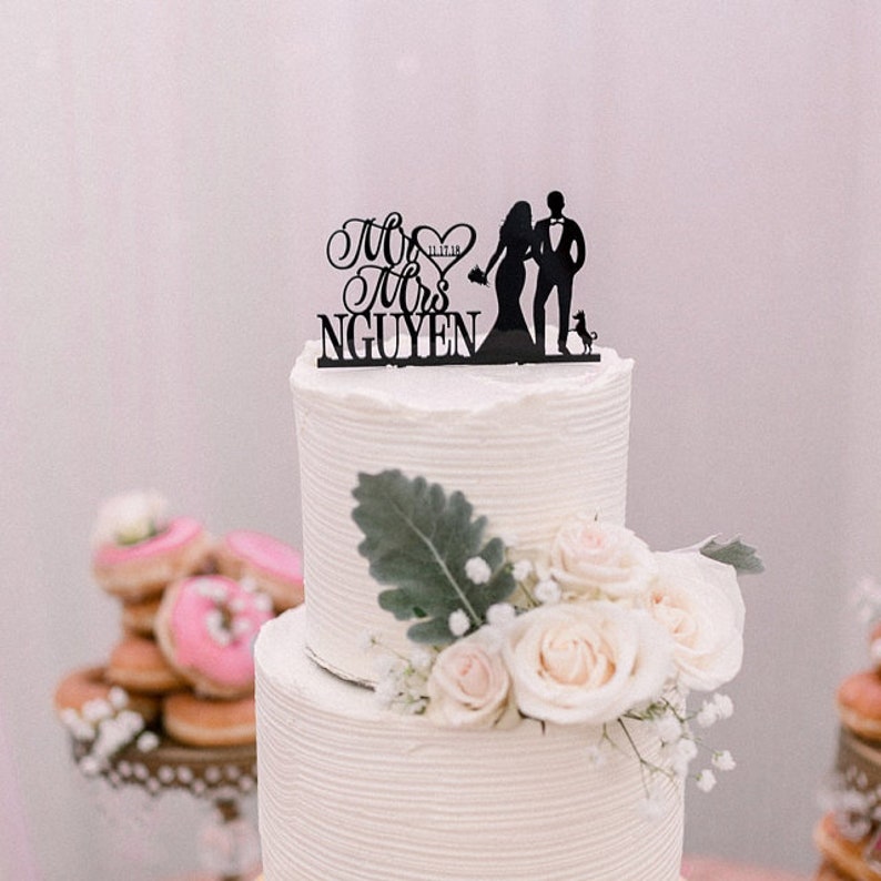 Wedding Cake Topper,Mr And Mrs Cake Topper,Bride And Groom Cake Topper,Couple Cake Topper with Dog ,Custom Cake Topper image 2
