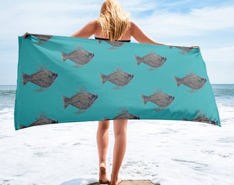 FREE SHIPPING: Holiday Beach & Bath Towel