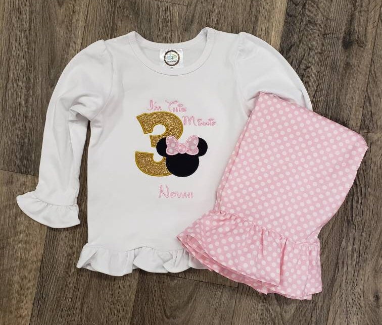 I'm This Minnie 3rd Birthday Outfit (Light pink and Gold)/ Girls Birthday Outfit/ 3rd Birthday Outfit/ Minnie Birthday Outfit