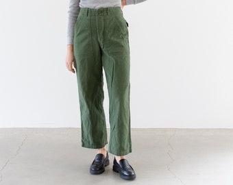 Vintage 28 Waist x 26 Inseam Olive Green Army Pants | Unisex Utility Fatigues Military Trouser | Button Fly | F502