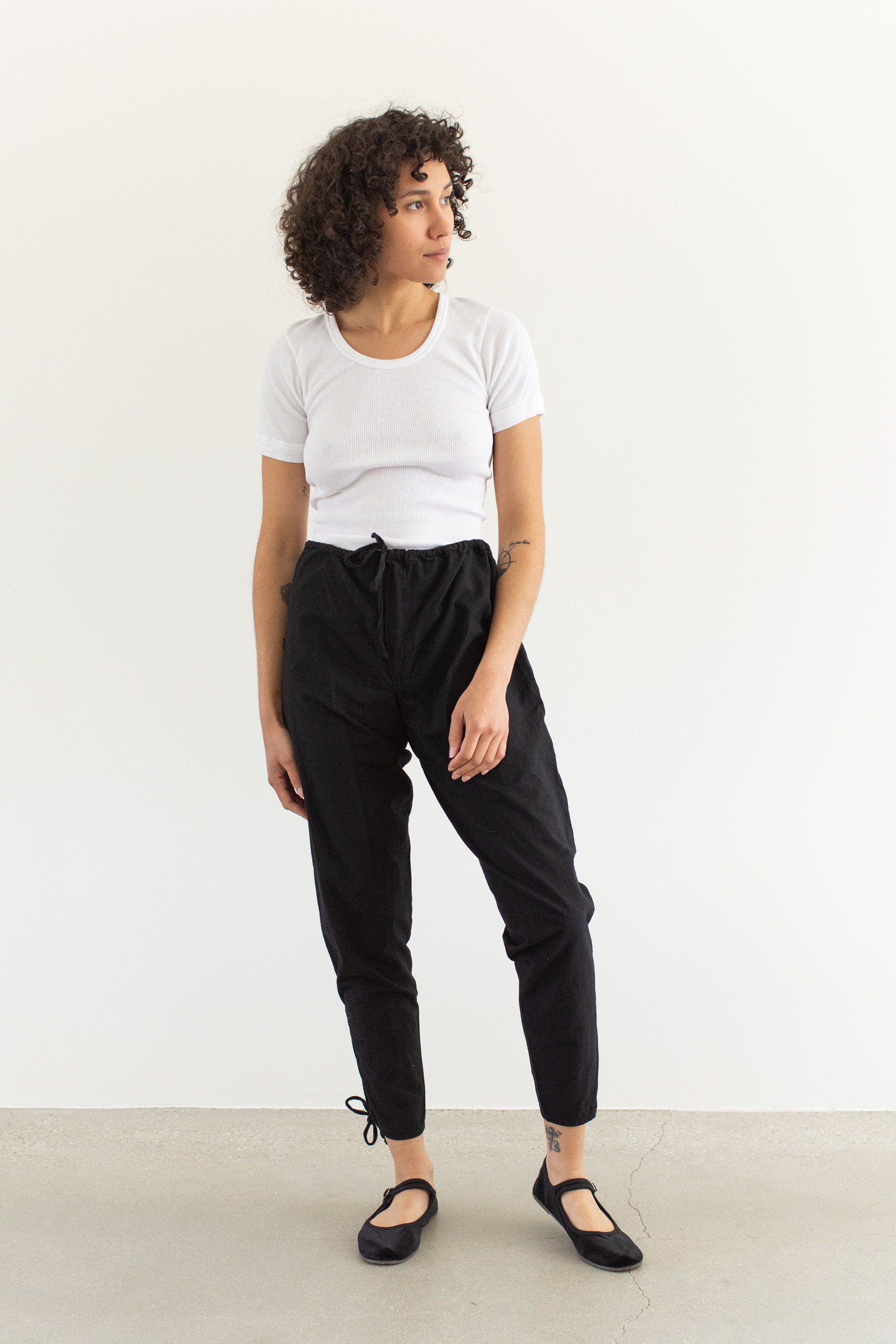 Vintage 24-38 Waist Slim Black Drawstring Easy Pant | High Waist