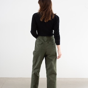 Vintage 28 29 30 Waist Olive Green Herringbone Twill Fatigues Unisex Portuguese Pleat Trousers Portugal Army Pants F526 image 7