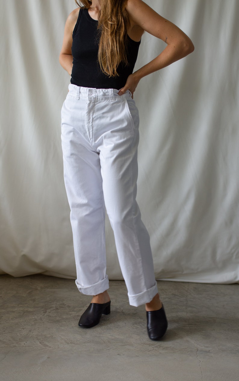 Vintage 27 28 Waist White Chino Pant Unisex High Waist 60s Cotton Chinos Made in USA Pants Zipper Fly image 4