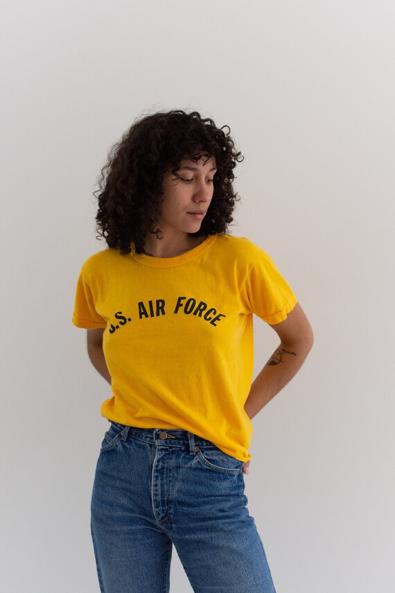 T-shirt vintage de lUS Air Force   Logo jaune Tee-shirt  - Etsy France