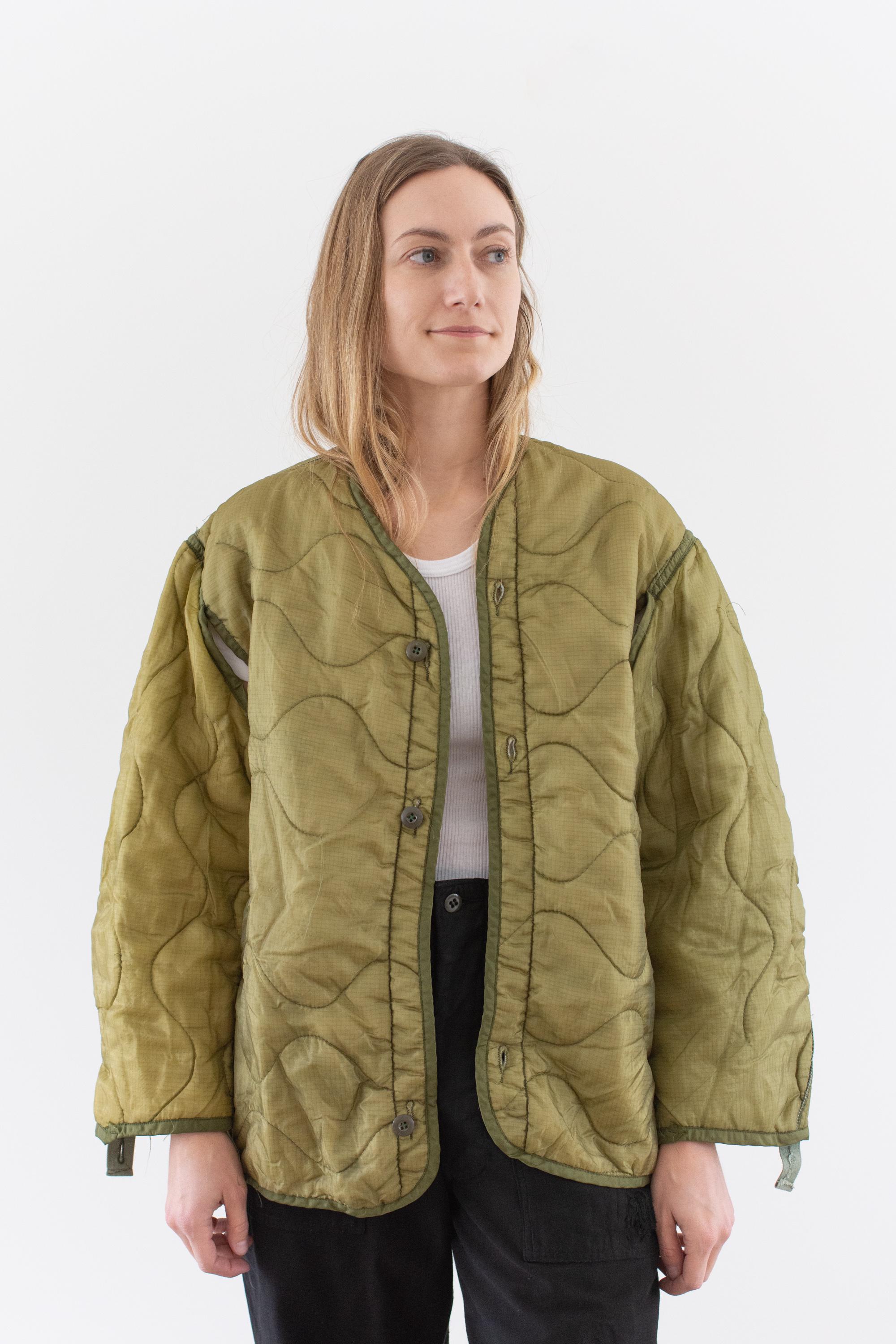 Vintage Green Liner Jacket | Unisex Wavy Quilted Nylon Coat | L