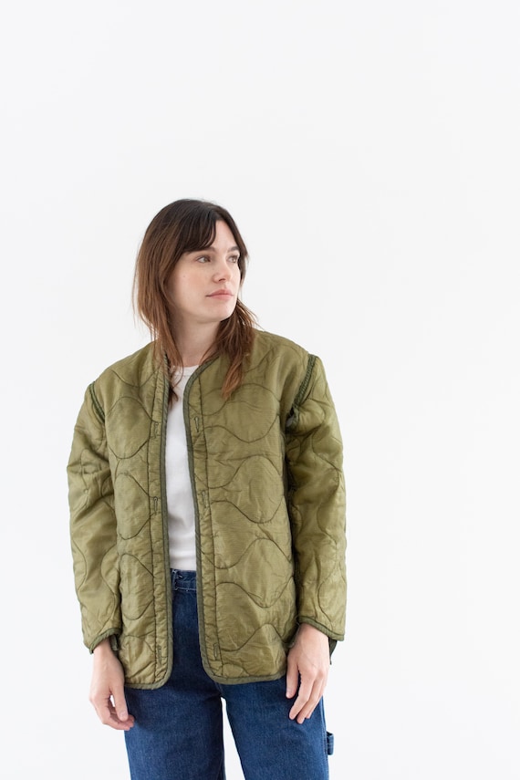 Vintage Green Liner Jacket | Unisex Wavy Quilted Nylon Coat | M