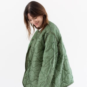 Vintage Green Liner Jacket Unisex Wavy Quilted Nylon Coat L XL LI217 image 4