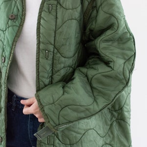 Vintage Green Liner Jacket Unisex Wavy Quilted Nylon Coat L XL LI217 image 3