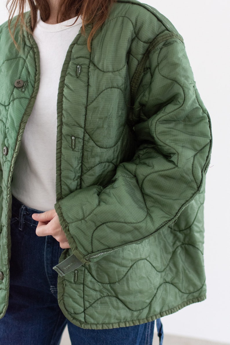 Vintage Green Liner Jacket Unisex Wavy Quilted Nylon Coat L XL LI217 image 3