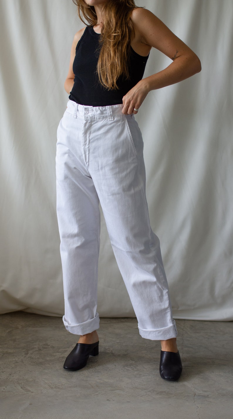 Vintage 27 28 Waist White Chino Pant Unisex High Waist 60s Cotton Chinos Made in USA Pants Zipper Fly image 3