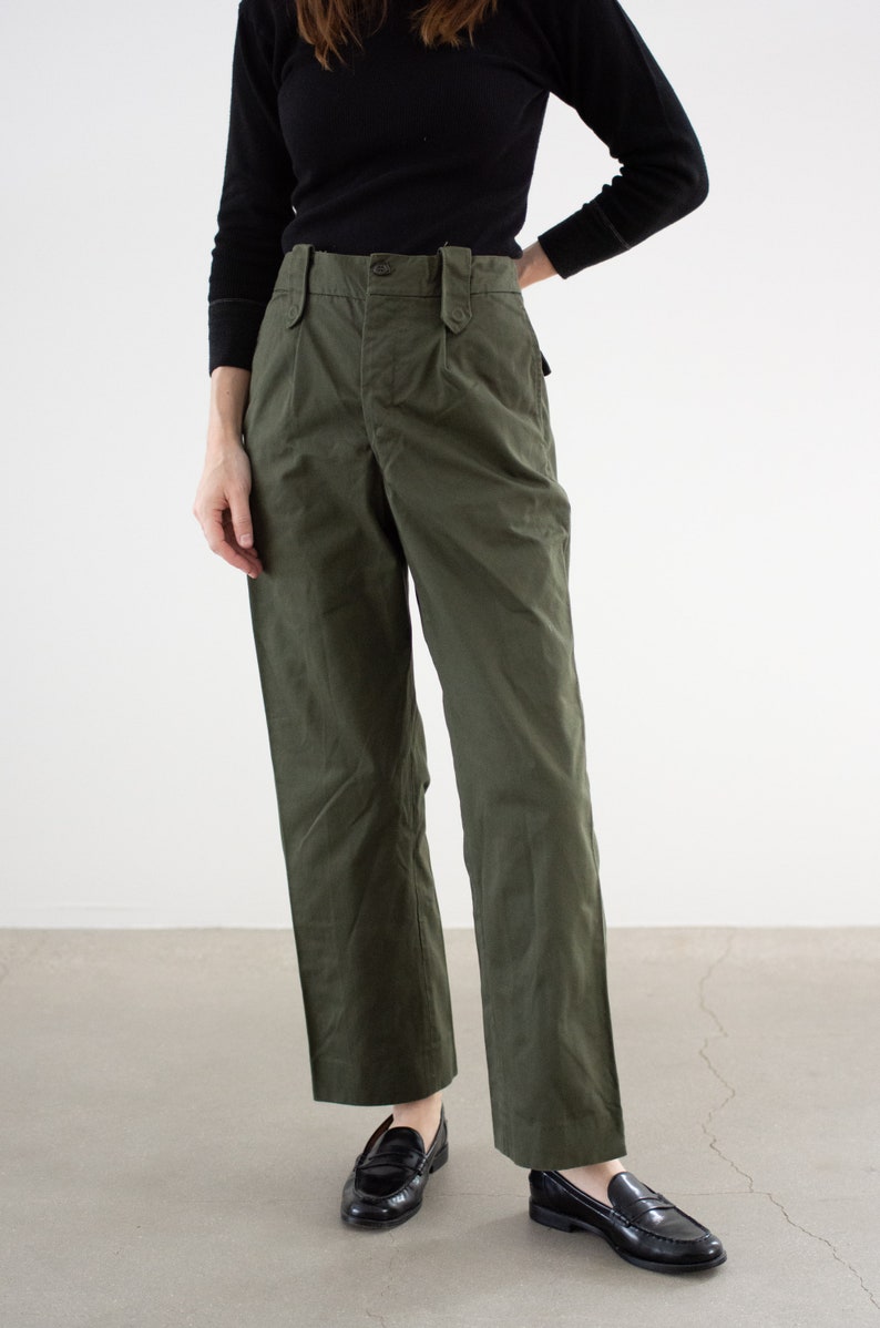 Vintage 28 29 30 Waist Olive Green Herringbone Twill Fatigues Unisex Portuguese Pleat Trousers Portugal Army Pants F526 image 4